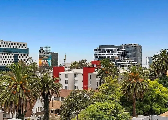 Snazzy 2 Bedroom Pad With Rooftop Pool And Hollywood Sign View